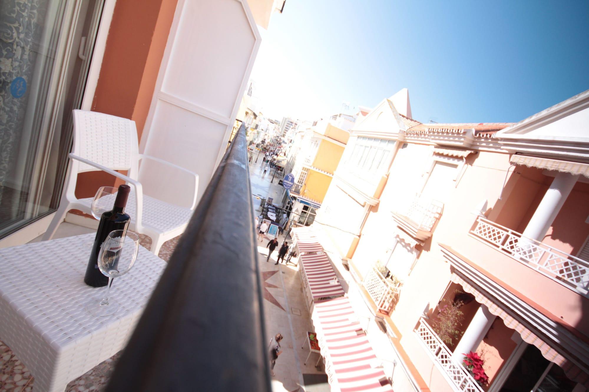 Hotel Mediterraneo Carihuela Torremolinos Exterior foto