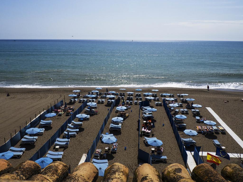 Hotel Mediterraneo Carihuela Torremolinos Exterior foto